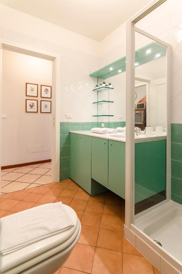 Flat 13: Elegante E Luminoso Con Terrazzo Privato Apartment Bologna Exterior foto