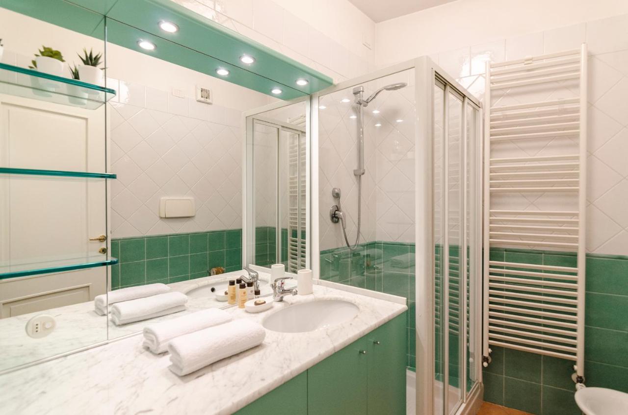 Flat 13: Elegante E Luminoso Con Terrazzo Privato Apartment Bologna Exterior foto